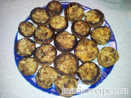 Фаршированные шампиньоны