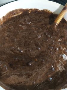 колбаса с какао и орехами