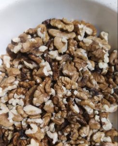 колбаса с орехами сладкая