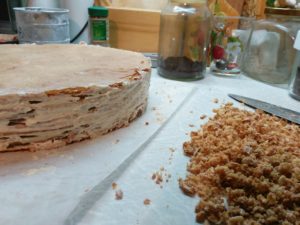 Медовик с масляным кремом