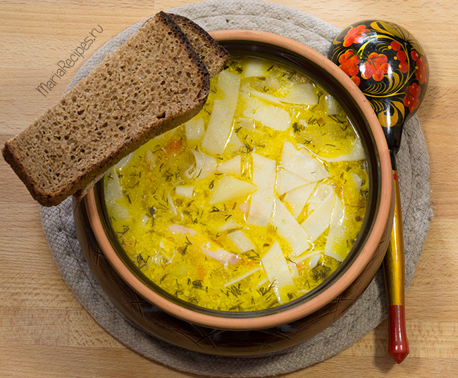 куриный суп с домашней лапшой